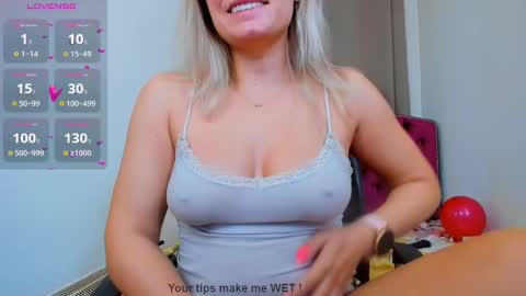 nina dee online show from 01-16-25, 05:11