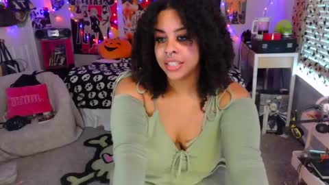 Snapshot of nintendhoe_ chatting on 09-24-25, 12:30 kiwi online show from 09-24-25, 12:30