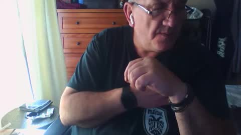 Dennis online show from 12-01-25, 04:01