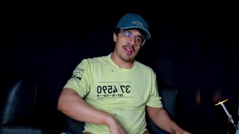 Snapshot of nipsfetich chatting on 01-05-25, 06:56 Steven online show from 01-05-25, 06:56