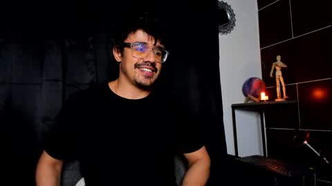 Snapshot of nipsfetich chatting on 02-05-25, 03:02 Steven online show from 02-05-25, 03:02