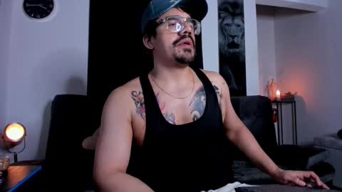 Snapshot of nipsfetich chatting on 10-06-25, 01:14 Steven online show from 10-06-25, 01:14