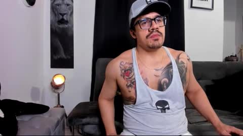 Snapshot of nipsfetich chatting on 11-20-25, 02:56 Steven online show from 11-20-25, 02:56