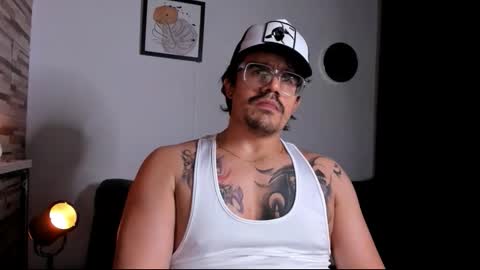 Snapshot of nipsfetich chatting on 01-16-26, 05:44 Steven online show from 01-16-26, 05:44