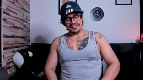 Snapshot of nipsfetich chatting on 02-14-26, 04:31 Steven online show from 02-14-26, 04:31