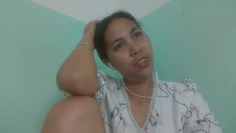 nirisouh online show from 10-13-25, 05:51