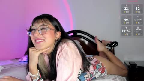 Snapshot of nirit3183 chatting on 06-05-26, 06:52 Daph J online show from 06-05-26, 06:52