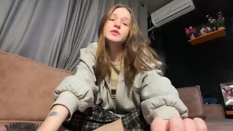 Tears Lora online show from 03-06-26, 08:55