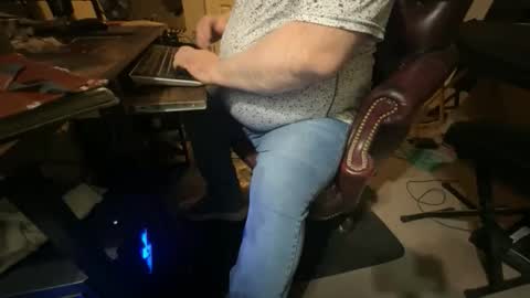 Snapshot of nmedge2cum chatting on 12-22-25, 03:58 nmedge2cum online show from 12-22-25, 03:58