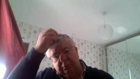 Snapshot of nn69uk chatting on 01-06-26, 11:25 NN69UK online show from 01-06-26, 11:25