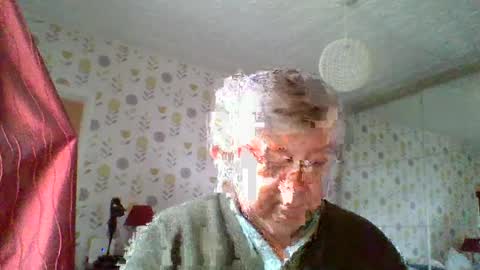 Snapshot of nn69uk chatting on 04-11-26, 12:09 NN69UK online show from 04-11-26, 12:09