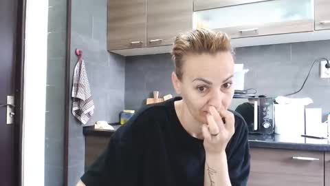 Snapshot of no_limit_coupl3 chatting on 09-11-25, 06:35 no_limit_coupl3 online show from 09-11-25, 06:35