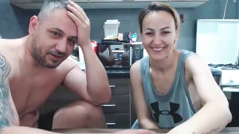 Snapshot of no_limit_coupl3 chatting on 10-24-25, 05:26 no_limit_coupl3 online show from 10-24-25, 05:26