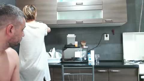 Snapshot of no_limit_coupl3 chatting on 10-26-25, 08:09 no_limit_coupl3 online show from 10-26-25, 08:09