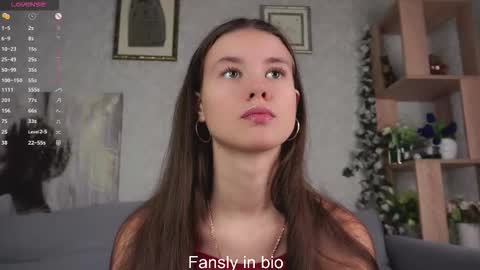 Snapshot of no_money_no_problem chatting on 11-10-25, 01:04 Xany online show from 11-10-25, 01:04