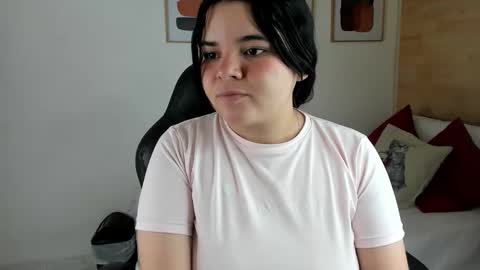 Noa online show from 03-13-26, 07:42