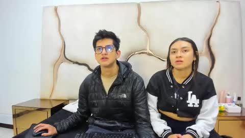 NoaandArez online show from 10-13-25, 04:34