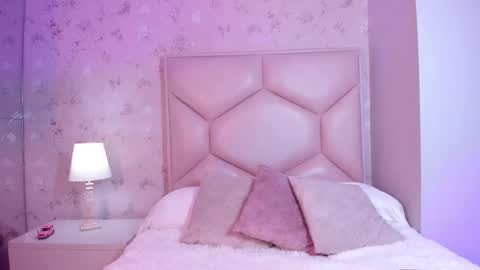   ambarsulliva  online show from 11-25-25, 11:32