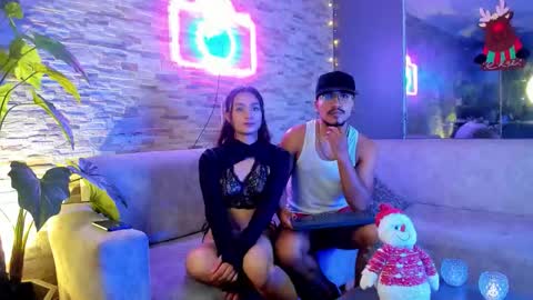 noa_n_luxy online show from 12-02-25, 04:29