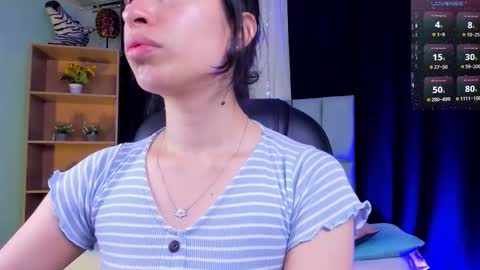 Snapshot of noah25_ chatting on 10-05-25, 04:11 Noah online show from 10-05-25, 04:11