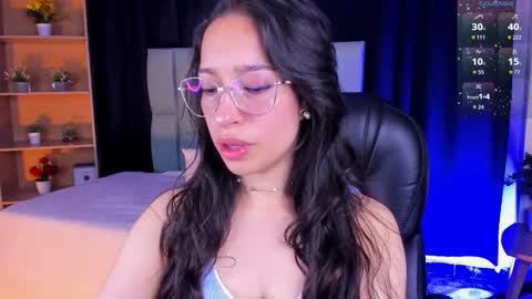 Snapshot of noah25_ chatting on 10-24-25, 03:47 Noah online show from 10-24-25, 03:47