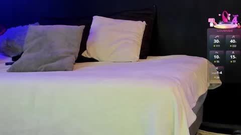 Snapshot of noah25_ chatting on 11-21-25, 03:38 Noah online show from 11-21-25, 03:38