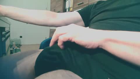 Snapshot of noah36a chatting on 02-20-25, 04:46 noah36a online show from 02-20-25, 04:46