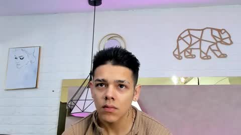 Zoe  online show from 02-06-26, 12:30