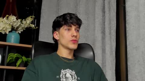 Noah Brigth online show from 02-16-25, 02:09