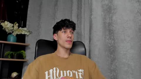 Noah Brigth online show from 02-19-25, 03:28