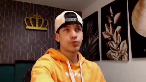 Noah Brigth online show from 02-28-25, 03:37