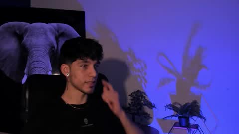 Noah Brigth online show from 10-09-25, 02:53