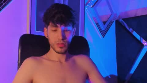 Noah Brigth online show from 12-03-25, 01:02