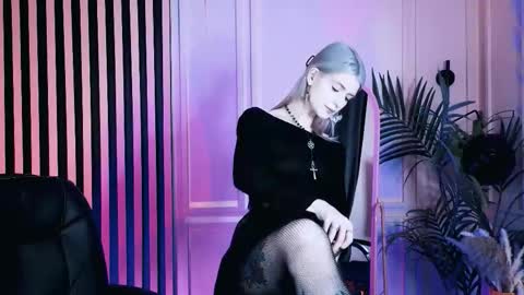 Snapshot of noah_elmer chatting on 02-11-26, 02:44 REAL name LiaDM are always open online show from 02-11-26, 02:44