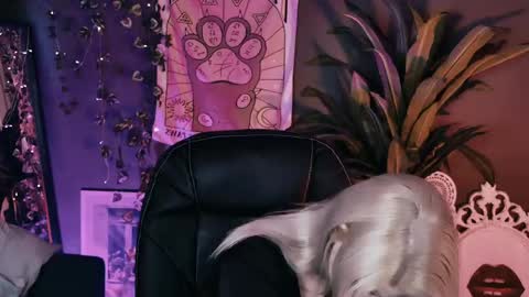 REAL name LiaDM are always open online show from 05-07-26, 03:50