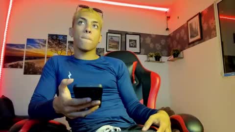 Snapshot of noah_flynn1 chatting on 10-04-25, 02:53 noah_flynn1 online show from 10-04-25, 02:53