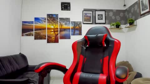 Snapshot of noah_flynn1 chatting on 10-07-25, 06:43 noah_flynn1 online show from 10-07-25, 06:43