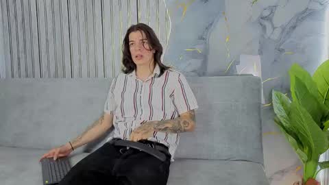 noah_ggh online show from 04-11-26, 01:37