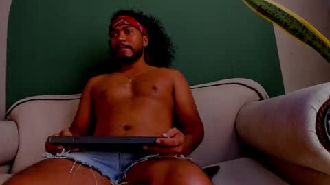 Noah online show from 03-08-25, 07:20