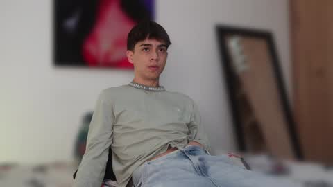 Noah online show from 12-18-24, 03:47