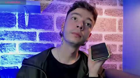    online show from 09-19-25, 12:39