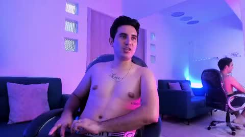 noah sin  online show from 07-19-26, 02:37