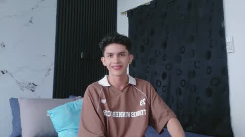 noah tyler  online show from 05-22-26, 08:14