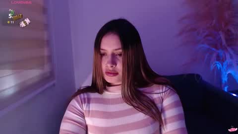 noah_white3 online show from 10-15-25, 04:40