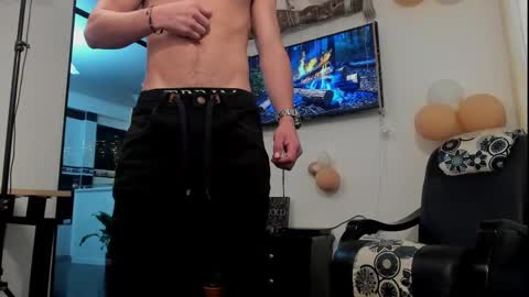 LIAM- noah online show from 12-12-24, 12:22