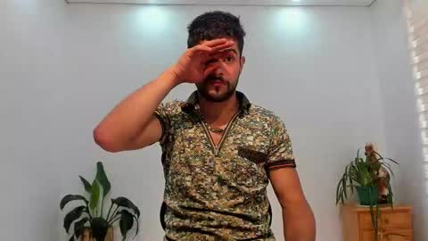 Snapshot of noahbrawn chatting on 11-27-25, 01:24 LIAM- noah online show from 11-27-25, 01:24