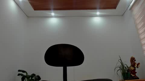 LIAM- noah online show from 03-25-26, 01:39