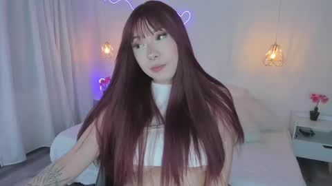 Snapshot of noahcryptic chatting on 12-01-25, 05:56 Noah online show from 12-01-25, 05:56