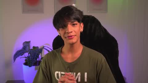 Noah     online show from 02-22-25, 10:52