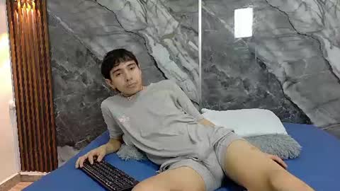    online show from 07-28-26, 11:17